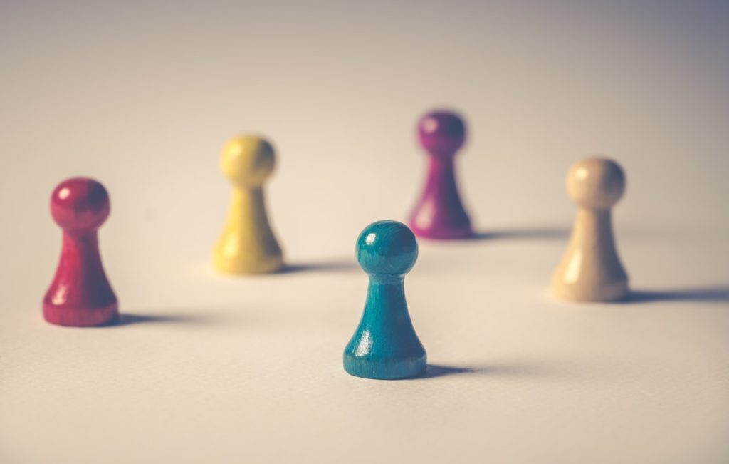 obrazek przedstawiajacy pionki